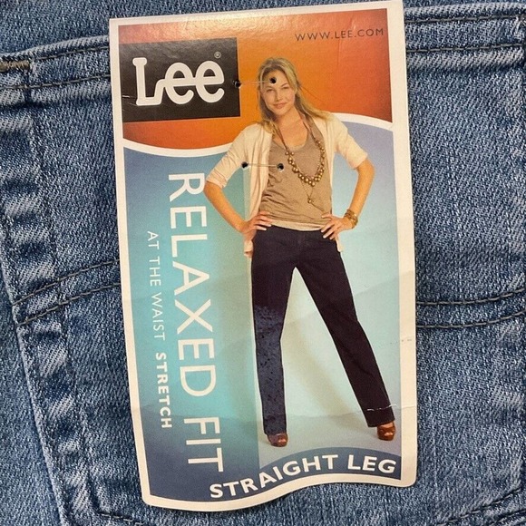 Lee Womens Jeans size 18 Tall Long x34"inseam Medium Wash Denim Relaxed Straight - Picture 10 of 12